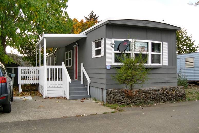 Manufactured Home For Sale at Allens Mobile Villa in Sutherlin Oregon