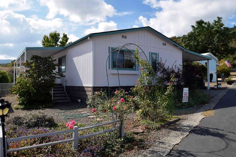 Manufactured Home For Sale at Madrone Hill, Gold Hill, Oregon