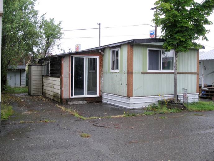 Manufactured Home For Sale at Mobile Haven Park in Sutherlin Oregon