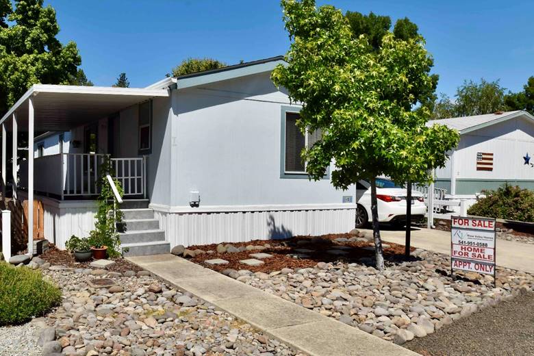 Manufactured Home For Sale at Paradise II Village, 21 Brophy Way, Shady