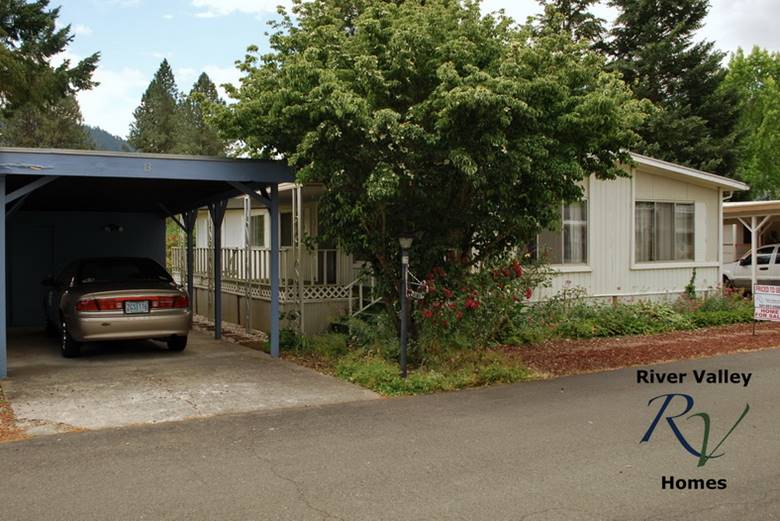 Manufactured Home For Sale at 315 West Evans Creek Rd, Rogue River, Oregon